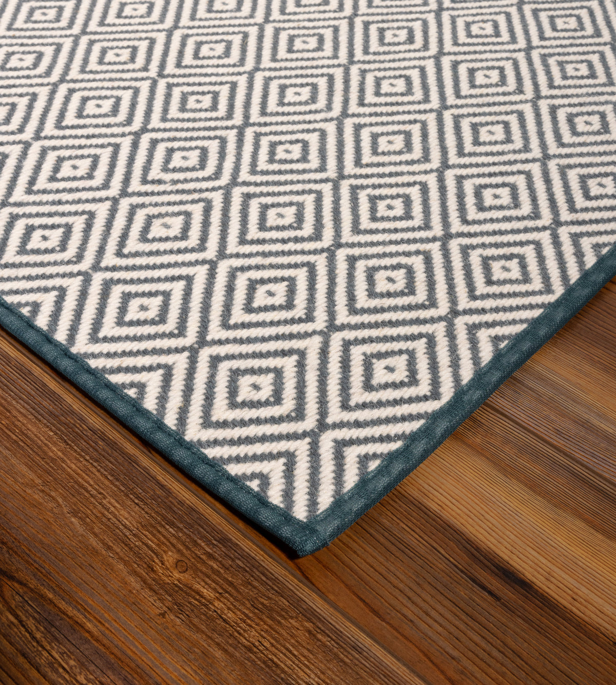 Oak Valley Wool Diamond